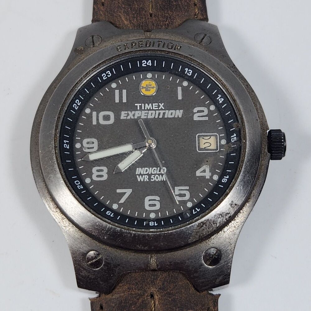 Vintage Timex Expedition Indiglo WR 50M CR2016 Leather Strap Needs‎ New Battery